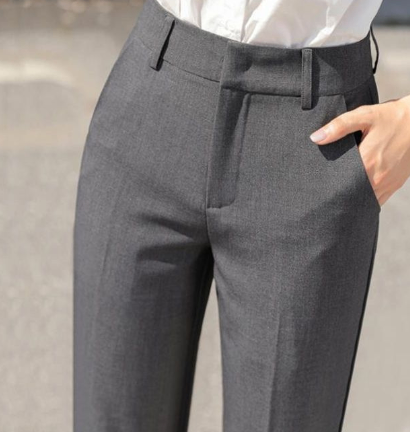 High-Waisted Black Slim Pleated Cigarette Pants